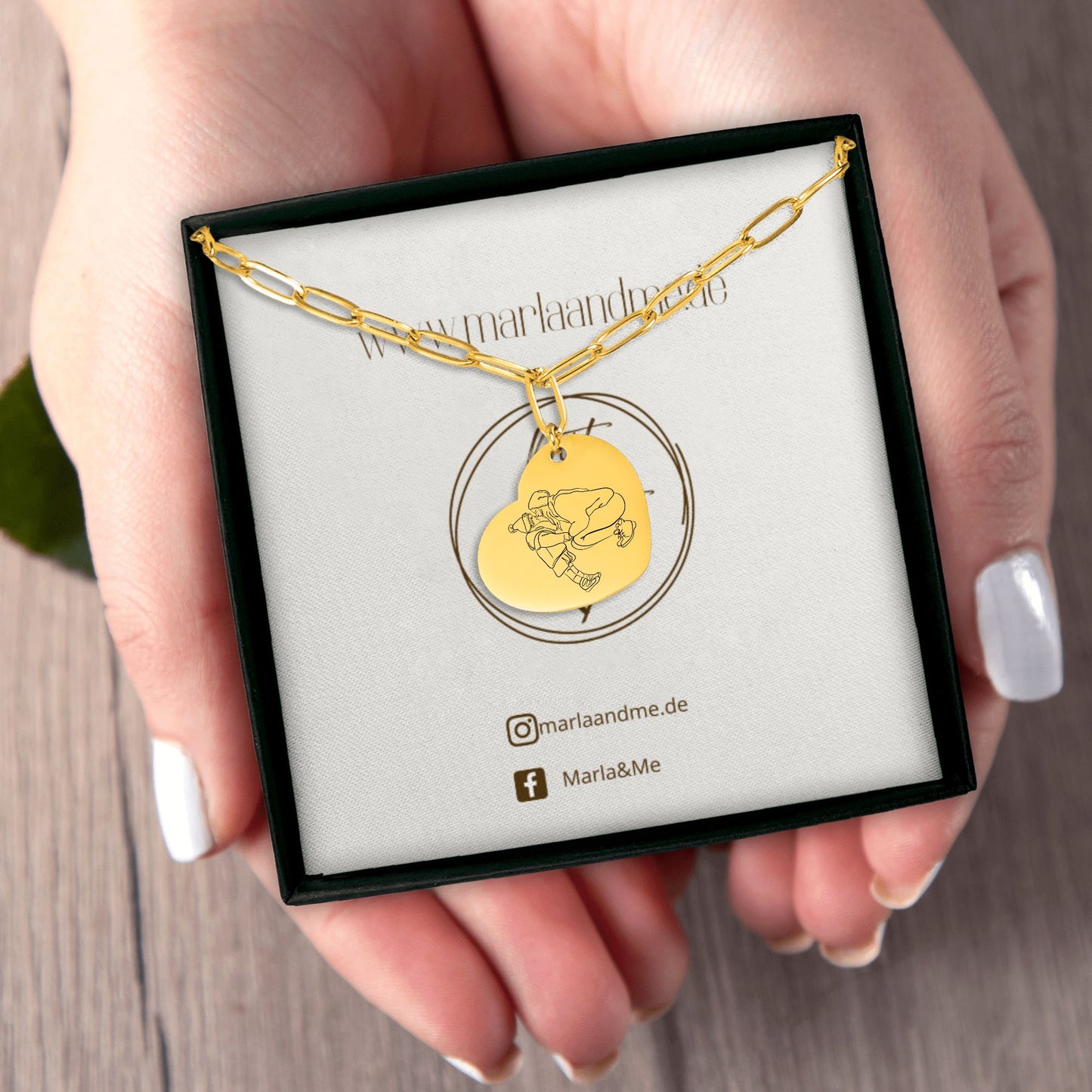 Herzkette mit deinem Foto als LineArt